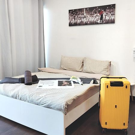 Almas Suites Poolview Netflix 100Mbps Bystay Nusajaya  Eksteriør billede